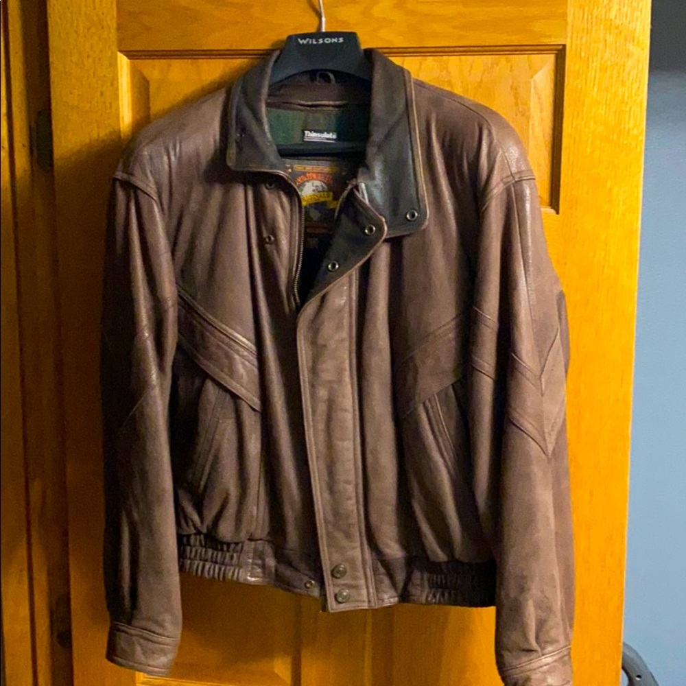 Men’s leather jacket with zip out liner